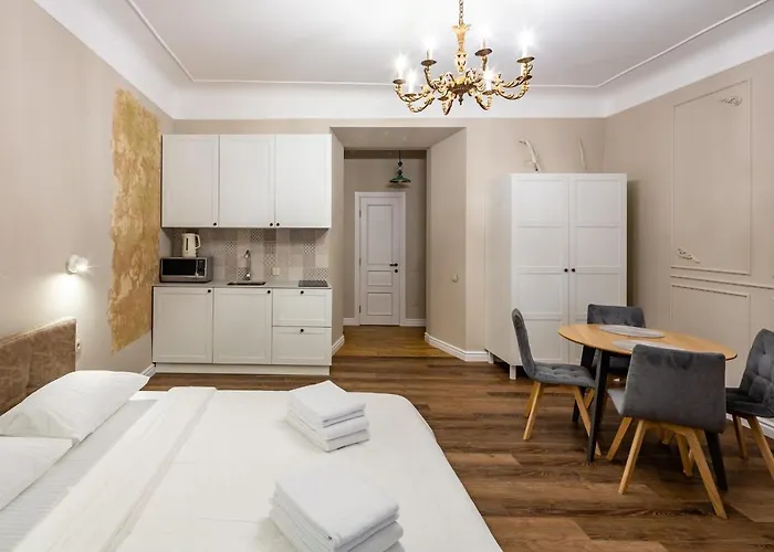 Romari площа катедральна 8 Apartmán