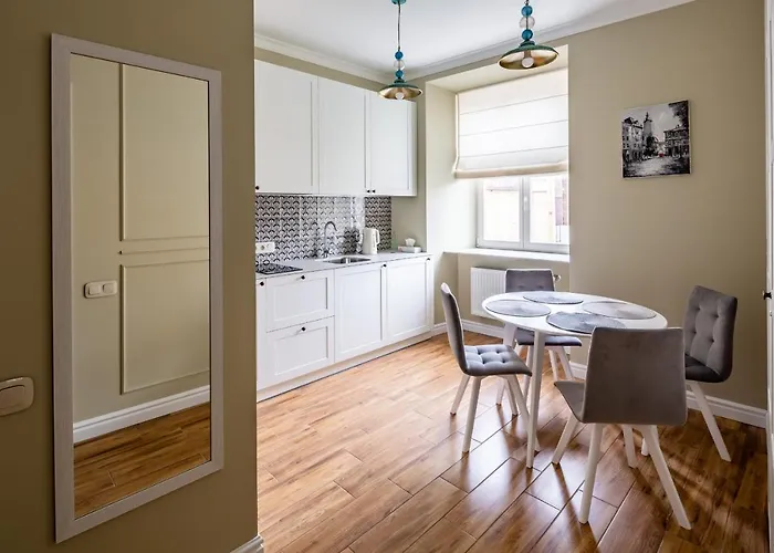 Romari площа катедральна 8 * Λβιβ