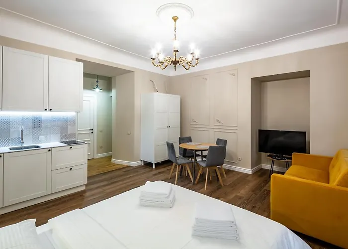 Romari площа катедральна 8 Apartmán