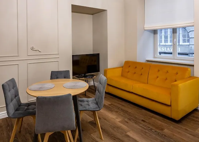 Apartmán Romari площа катедральна 8