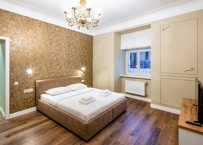 Romari площа катедральна 8 Λβιβ