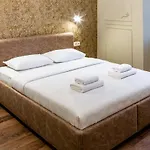 Romari площа катедральна 8 * Λβιβ